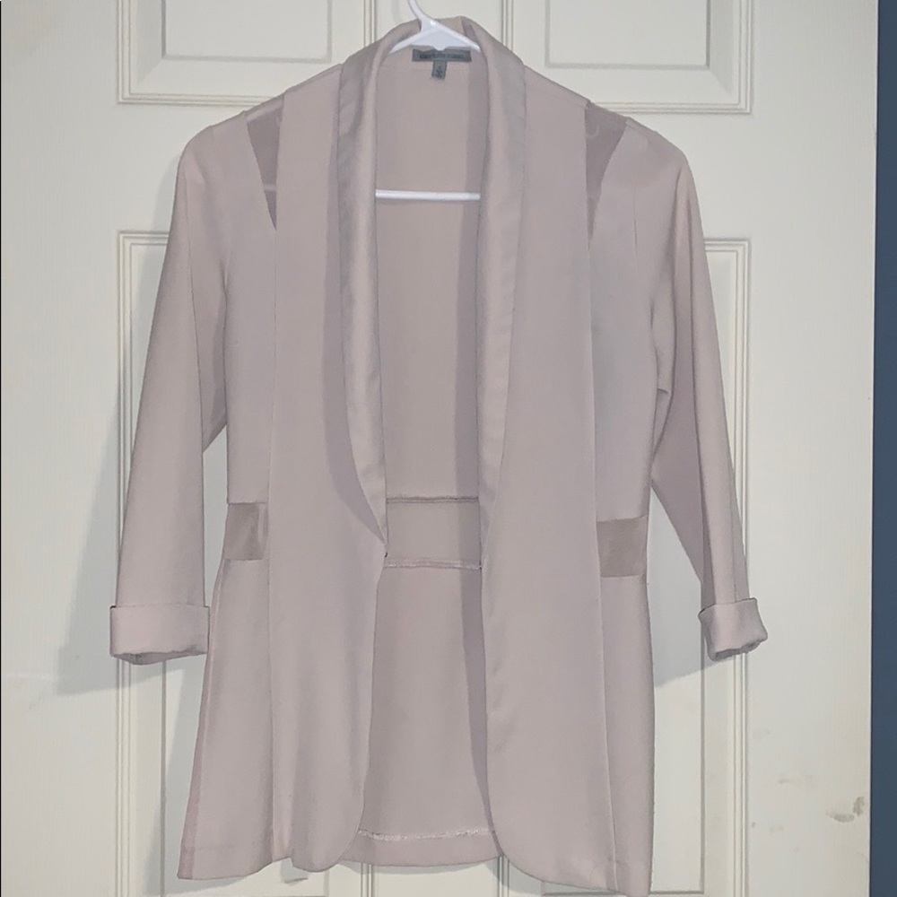 Three quarter cream blazer